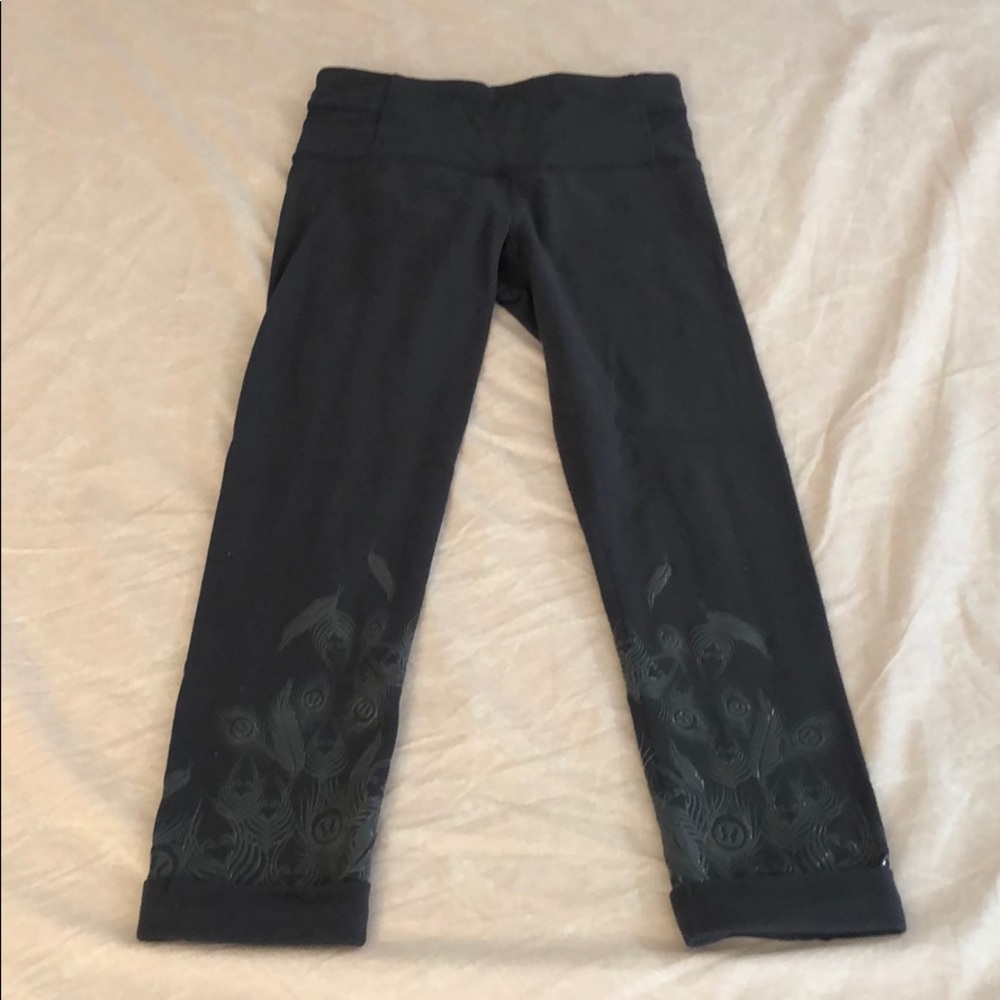 Lululemon yoga pants gray